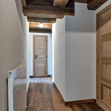 Chesa Laura - Celerina Apartment *